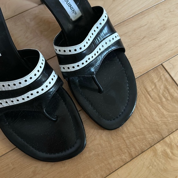 Manolo Blahnik Kitten Heels - Picture 1 of 4